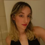 Cliente do Questões MED, a estudante Flávia Gonçalves.